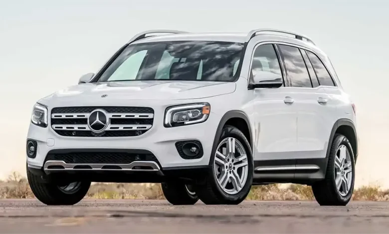 تصویر شاخص تعطیلی کارخانه نیسان و مرسدس