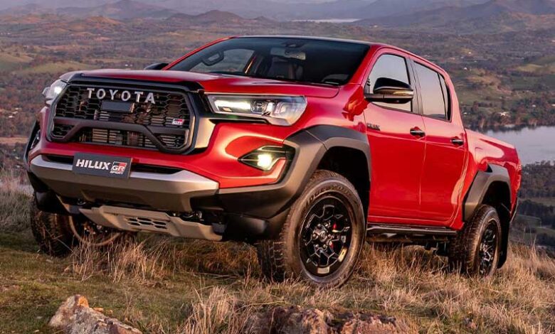 همه چیز درباره تویوتا هایلوکس 2025 | قیمت و مشخصات فنی