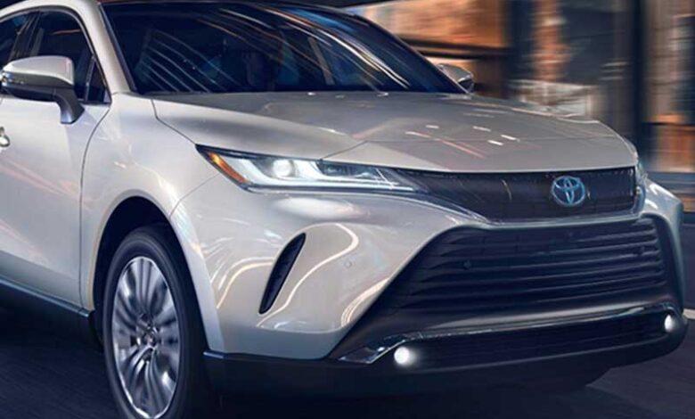 بررسی جامع تویوتا ونزا 2024 | قیمت، مزایا و معایب بررسی جامع تویوتا ونزا 2024 | قیمت، مزایا و معایب