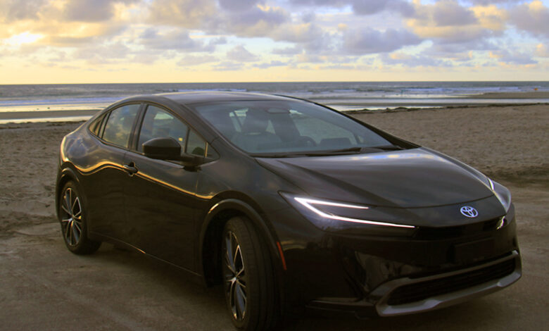 بررسی تویوتا پریوس 2024 | قیمت 1404