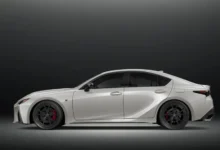 این نسخه ویژه لکسوس IS500، کمیاب‌ترین موتور V-8 موجود در بازار است