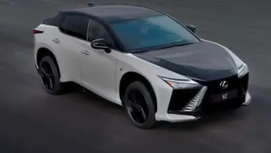 لکسوس RZ با دنده‌های شبیه‌سازی‌شده و صدای مصنوعی پیشرانه معرفی شد