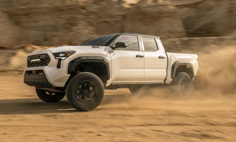 معرفی و بررسی کامل تویوتا تاکوما 2025، پیکاپ آفرودی قدرتمند