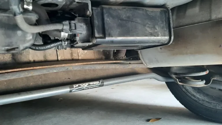 کنیستر چیست و چه وظیفه ای در خودرو دارد؟