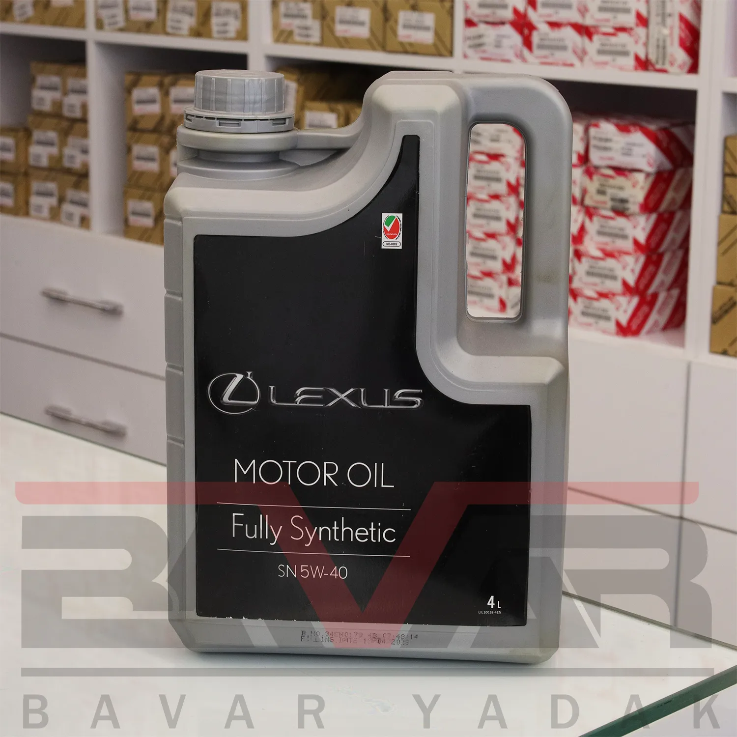 روغن موتور 4 لیتری لکسوس مدل 5W-40 برند اصلی GENUINE