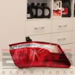 چراغ خطر چپ روی گلگیر تویوتا اریون 2010 تا 2011 - Image 3