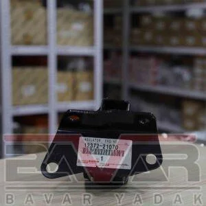 دسته موتور پایین چپ لکسوس LX570