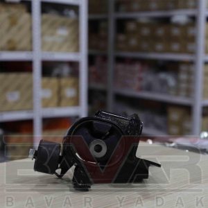 دسته موتور پایین چپ لکسوس LX570