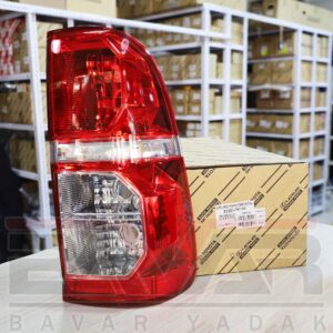 چراغ خطر راست تویوتا هایلوکس 2012 تا 2014 برند اصلی GENUINE