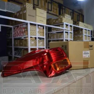 چراغ خطر چپ روی گلگیر تویوتا راوفور RAV4