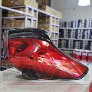 چراغ خطر چپ روی گلگیر تویوتا راوفور RAV4 سال 2016 تا 2018